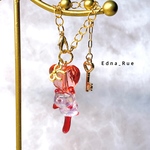 心の扉♥️🗝大人っぽい顔なし🐱ミニバッグチャーム 送料無料 レジン ジャンピング猫