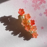 キラキラ桜とパールのヘアクリップ　気まぐれグラデーション