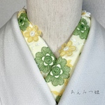 洗える刺繍半衿　立体のお花【1点のみ】