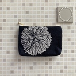 forest dot ポーチ  14 ネイビー　ミナペルホネン の刺繍生地　フォレストドット　mina perhonen 
