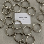 〔12個〕シンプルシルバーアクリルリング  20mm 