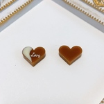 バレンタイン価格　ハートのチョコミニピアス