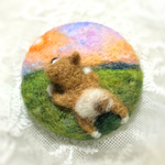 「夕日を眺める豆柴くん」羊毛フェルト ブローチ
