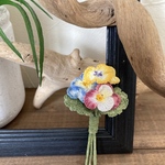 handmadeビオラのブローチ　ミニ