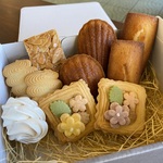 「ひまわり」クッキーリース 。お菓子のプチギフトセット。メッセージ入れます。お中元に最適です。