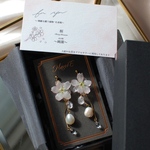 雨上がりの桜✴︎三つの雫（啓翁桜）〜ピアス・イヤリング