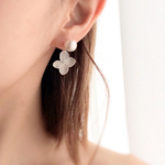 コットンパールと紫陽花キャッチのピアス