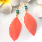 ターコイズ×フェザーピアス/コーラルピンク