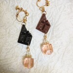 バレンタイン！チョコレートのイヤリング❤️ピアス(金属アレルギー対応)