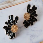 和風のお花ピアス✿ブラック