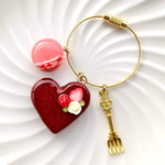 ハートのチョコレートケーキキーリング（ベリー）