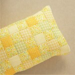 ガーゼの枕パッド 55×55cm（ミモザ柄×イエロー）パッチワークの枕パッド、リバーシブル仕様