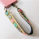 あると便利*異国情緒インド刺繍リボンのハンドストラップ/スマホストラップ【⑦レトロなフラワーライン（マルチカラー）】