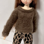 ふんわりニットのトップス(リカちゃんブライスの洋服)茶色