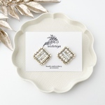 Gypsophila earring < silver >