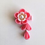 うす紅＊つまみ細工髪飾り＊ ベビークリップ/初節句/ひな祭り/お正月＊和装 //