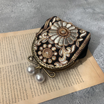 インド刺繍パールがま口ポーチ