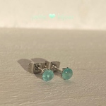 グランディディエライト 4mm サージカルステンレス製 ピアス　シルバーカラー