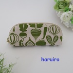 小さいけどたくさん入るペンケース　ベジタブル