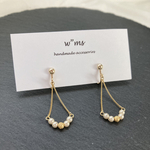 小さなパール×スターダストのピアス/イヤリング