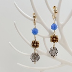 チェコビーズのお花ピアス/イヤリング(日なたの窓に憧れて)