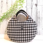 ぺったんこまるbag　ウール混生地　千鳥格子