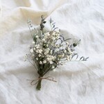 natural***かすみ草とブルーファンタジアのmini miniスワッグ　ドライフラワー