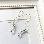 169.しずくスワロのゆらゆらピアス
