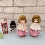 ミキちゃんマキちゃん　2人分　ピンクの花柄ワンピース　ケープ　バッグ　おまけつき　ミキマキ　リカちゃん