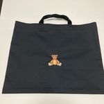 内側名前シール付き　かわいいクマの刺繍入りネイビーレッスンバッグA-11