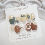 ニュアンス ネイルチップ くすみ ホワイト うねうね ぷっくり 癖 個性派 ちぐはぐ 韓国 