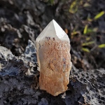 クンダリーニクォーツ(Kundalini Quartz) 天然無研磨 S00925