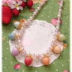 カラフルストロベリー レインボーネックレス