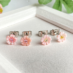天然石桜ピアス　クィーンコンクシェルとサファイア