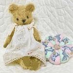 アンティークテイストのテディベア