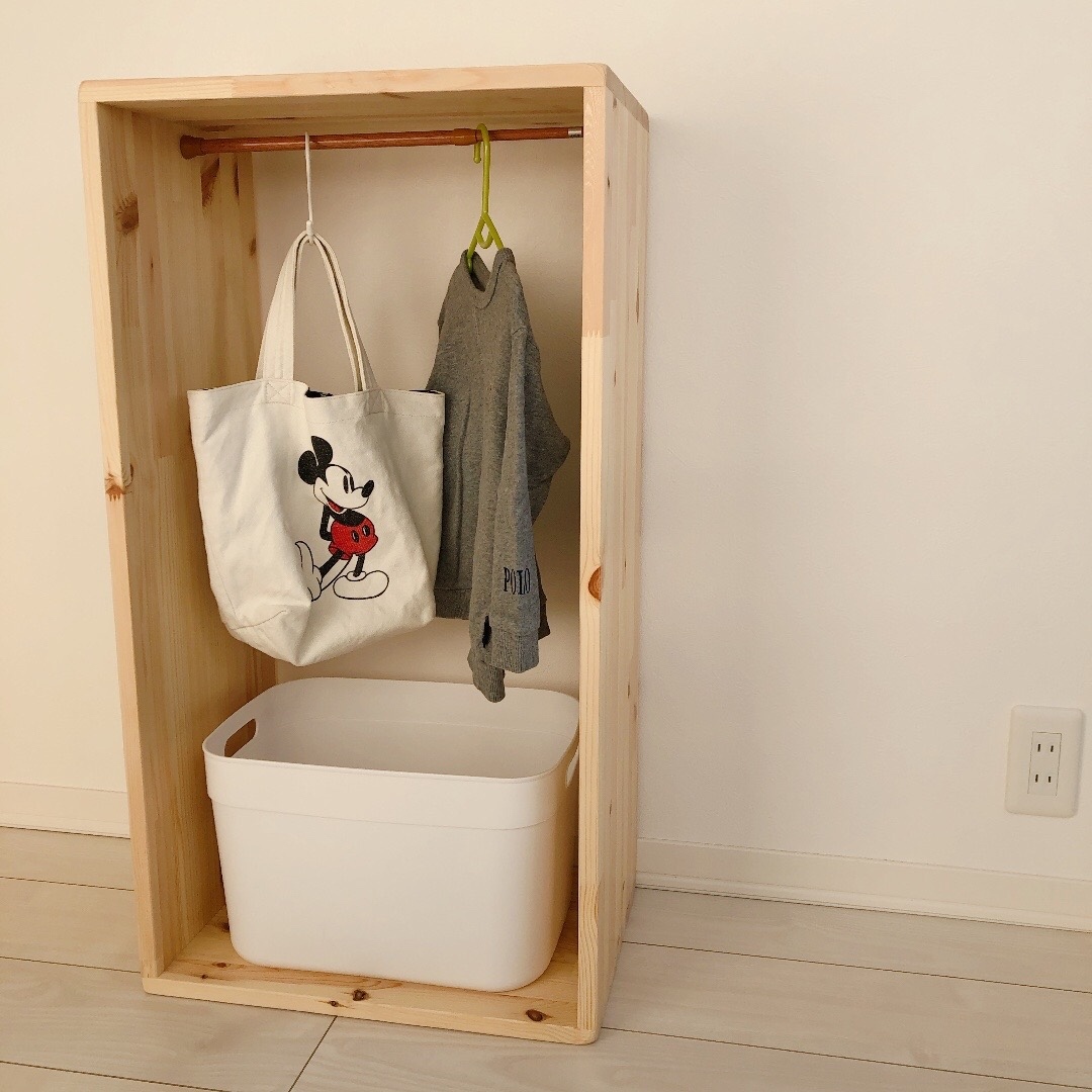 角の丸いオープンシェルフ おもちゃ棚 収納棚 洋服ラック プラレール
