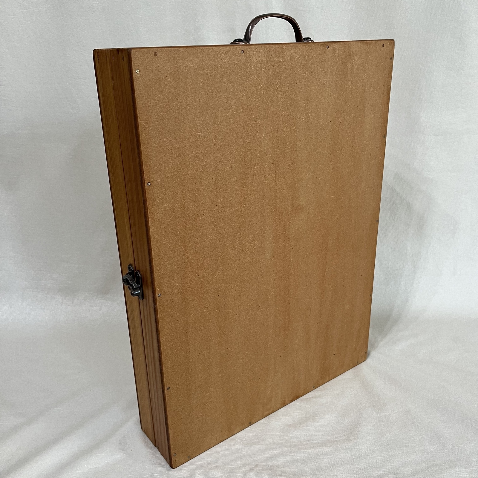 棚の高さを変えられるブック型什器Mサイズ／ディスプレイ（40×30