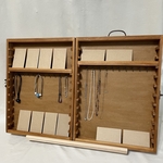 棚の高さを変えられるブック型什器（40×30）