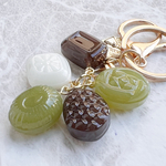 抹茶チョコカラーのドロップキーホルダー  チャーム バッグチャーム　ヘアゴム変更も可能