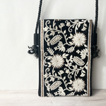 【再販】【new】インド刺繍リボン　スマホショルダーバッグ［ブラック］