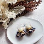 new◆navy インド刺繍ピアス◆