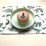 トイダイナソーグリーン🦖【ランチョンマット】