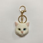 羊毛フェルト 猫キーホルダー 白猫 オッドアイ