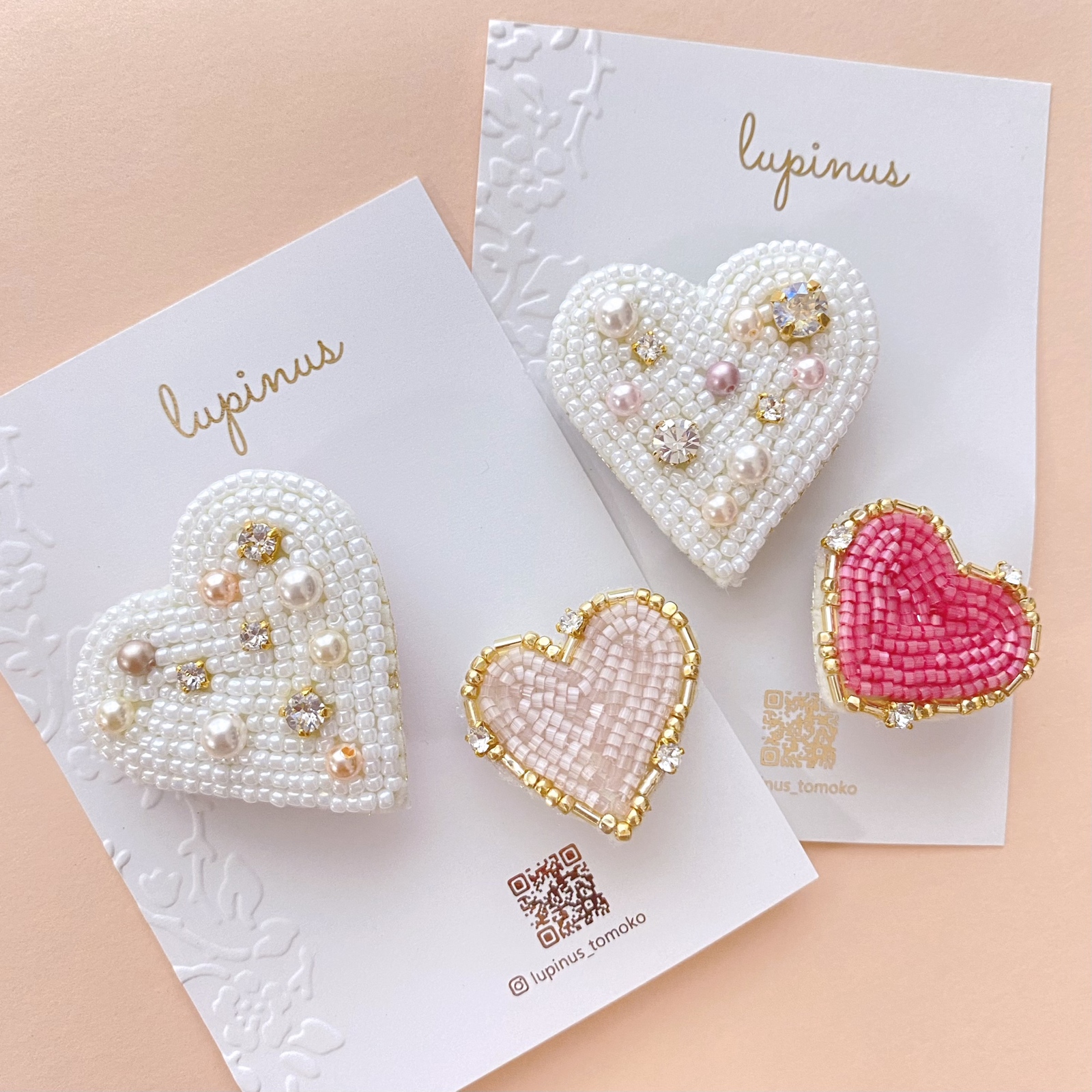 【大人っぽい可愛さ♪】 HERMES ハート ブローチ SALE20%オフ】大人かわいいハートのブローチ(ビーズ刺繍