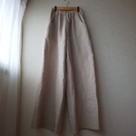 ナチュラルリネンのワイドパンツ