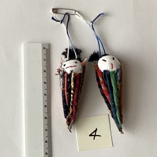 非常に珍しい蓑虫（みのむし）の皮で製作されたハンドバッグ（お