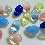 【美品アウトレット品⑫】チェコビーズ✻ドロップ6✕9mm　ミックス