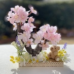 桜好きさんに贈る ずっと散らない 桜のアレンジ ❇︎ お花見テディベア ❇︎ ちっちゃなくまさんとさくらの置物🌸 サクラのオブジェ ❇︎ 満開のサクラとクマ