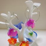 【送料無料】花びらフープピアス