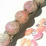 淡紅のまんまる桜貝バレッタ